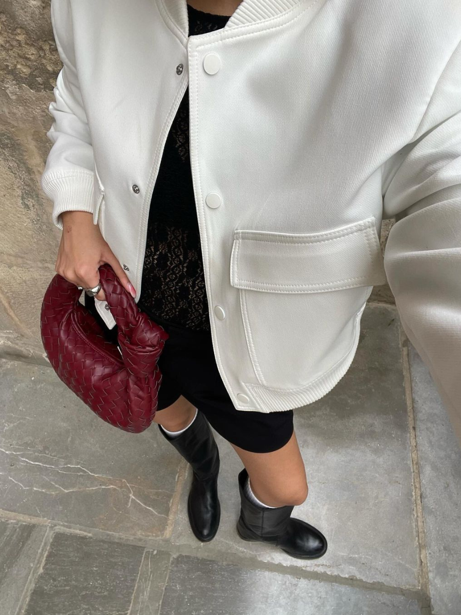 Handcrafted leather bag